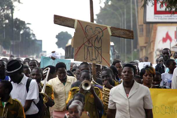 Des manifestants contre l'annulation de la loi anti-gay, le 11 août, à Kampala (Photo de Isaac Kasamani/ANP via WAZAOnline)