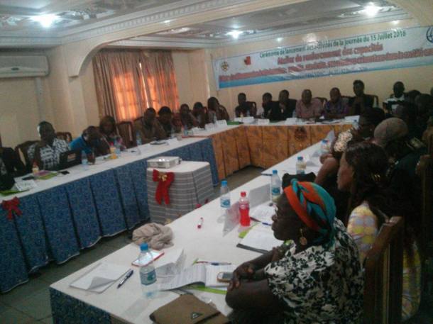 L'atelier de renforcement de capacité des défenseurs des droits humains. (Photo de Facebook)