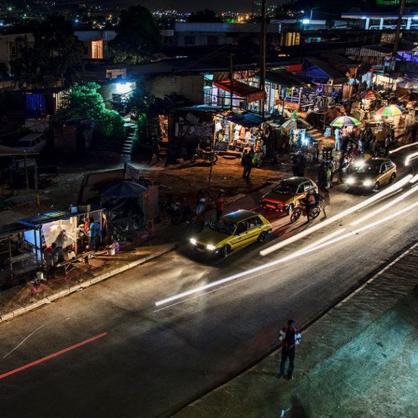 La nuit dans le quartier Essos à Yaoundé (Photo de Camer.be)
