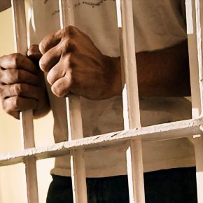 13 prisonniers LGBT+ innocents ont été libérés grâce aux dons de nos&nbsp;lecteurs