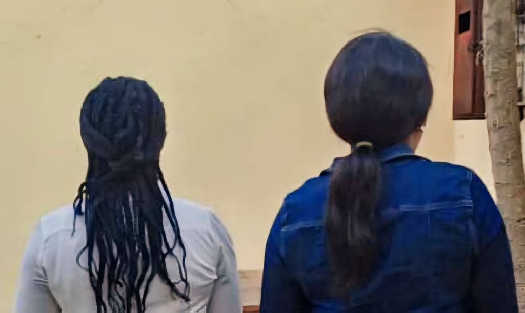 3 jeunes lesbiennes ont pu être libérées et éviter une prolongation de 4 mois de leur peine de prison, en raison de l'intervention de la Saint-Paul's Foundation for International Reconciliation, à travers son projet intitulé "Pas Seul / Not Alone" de soutien envers les personnes LGBT+ incarcérées.